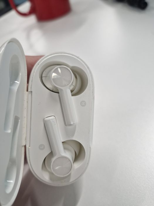 OnePlus Buds Z2 белый