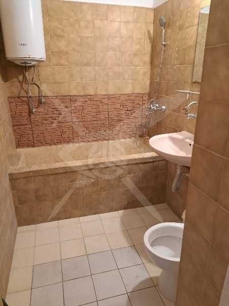 Дава се под наем Тристаен апартамент в Пловдив, Христо Смирненски - 68 кв.м за 448.8 € - Снимка #4