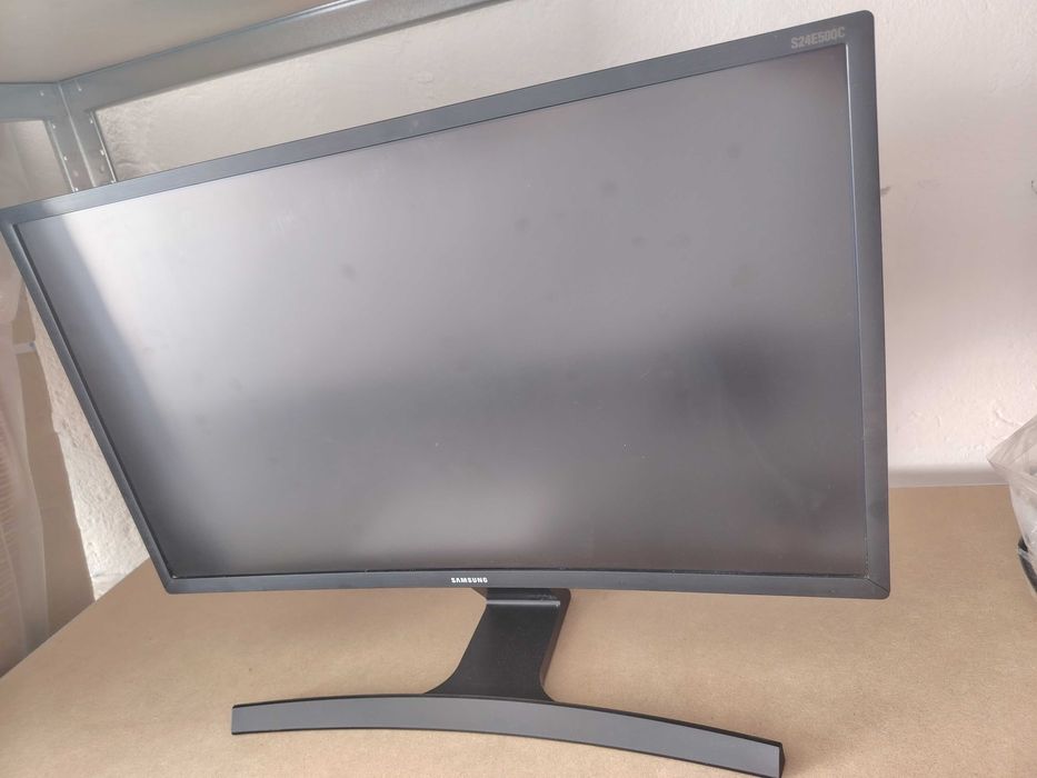 Monitor Samsung Nou