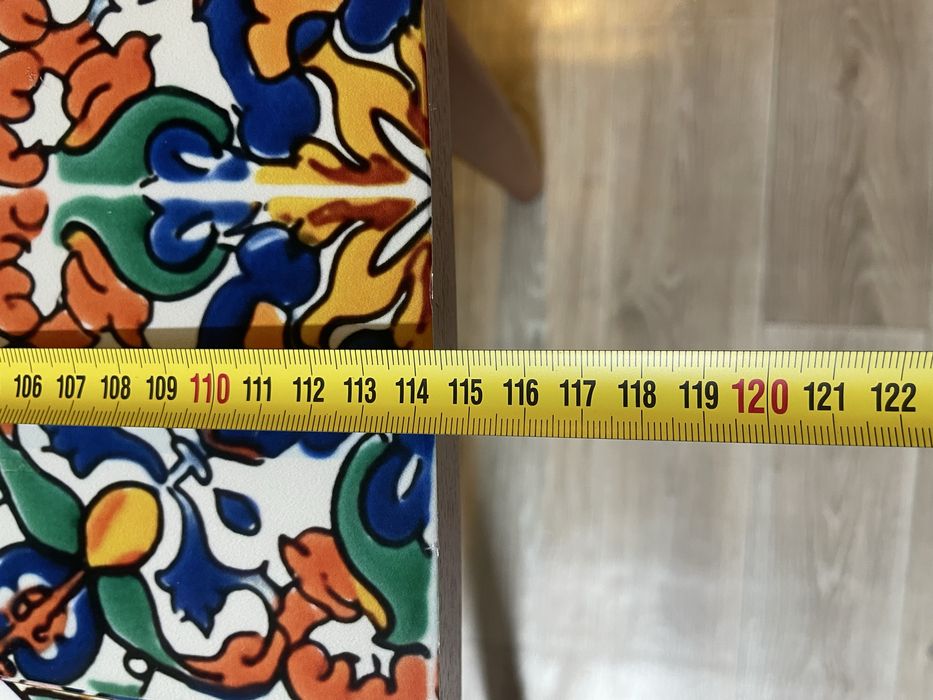 Продам обеденный стол