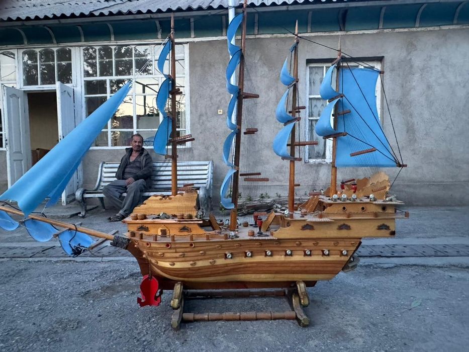 Корабль ручной изделия