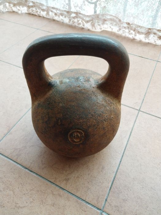 Гира 24 кг продается