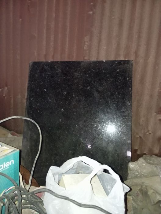 Гранит тош сотилади