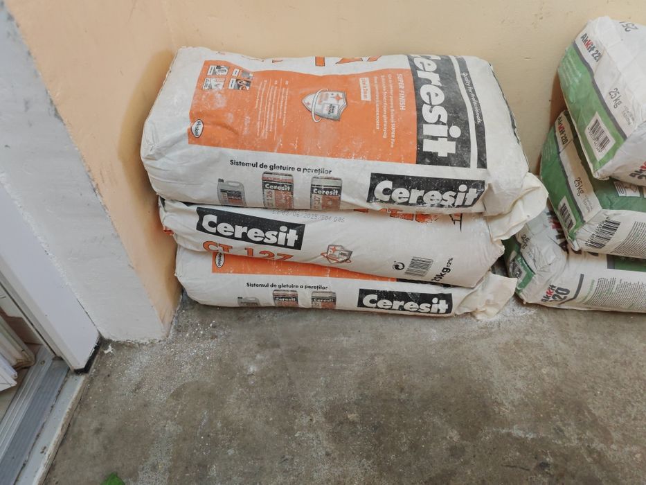 Ofer spre vanzare materiale de constructii