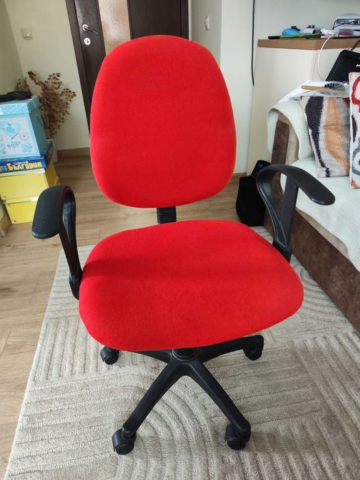 Ученически стол червен