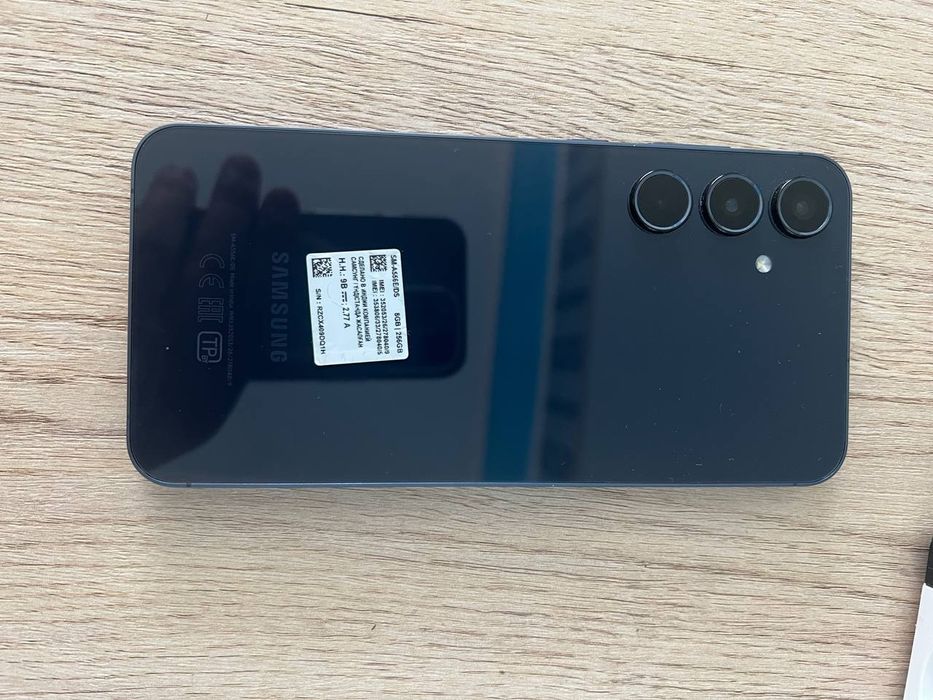 Samsung A55 A5 , 8/256 
Karobka