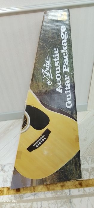 Гитара акустическая