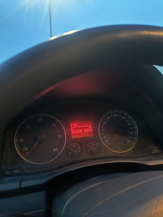 VOLKSWAGEN Golf 2005 — imagine 5
