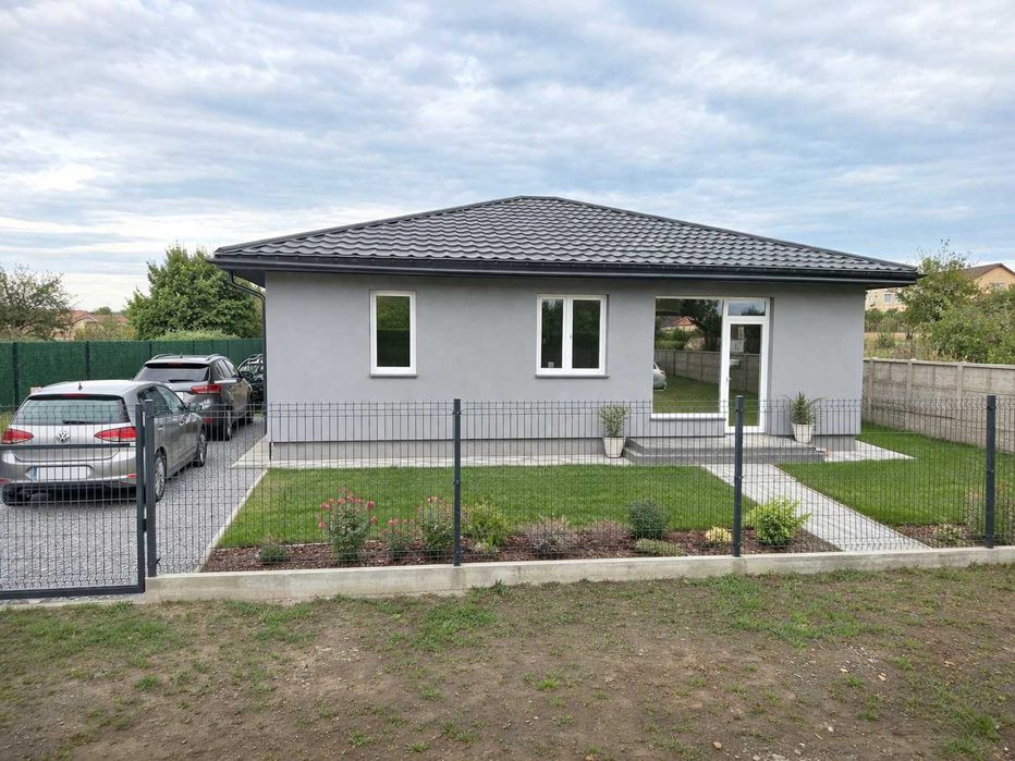 Нова къща с двор до Несебър