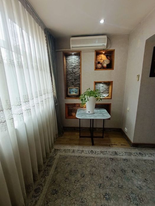 Метро Хамза, 3-комнатная, 68м2,  3-3-4, балкон 2х6