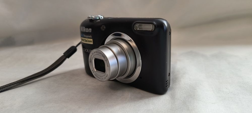 Фотоапарат Nikon Coolpix A 10