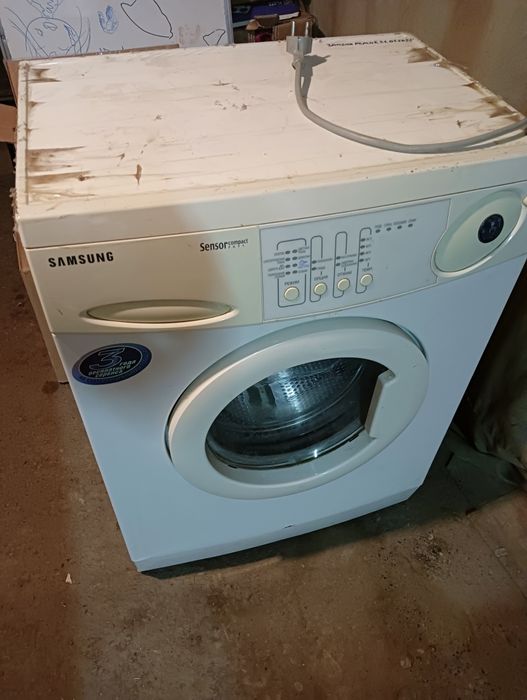 Продам стиральную машину автомат
