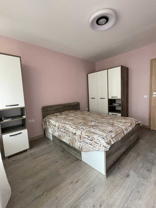 Дава се под наем Тристаен апартамент в София, Зона Б-19 - 110 кв.м за 800 € - Снимка #1