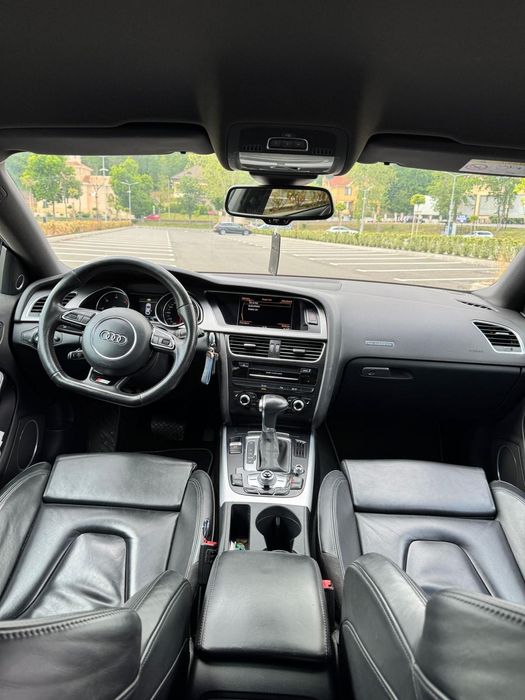 Vând Audi S5   in stare perfectă
