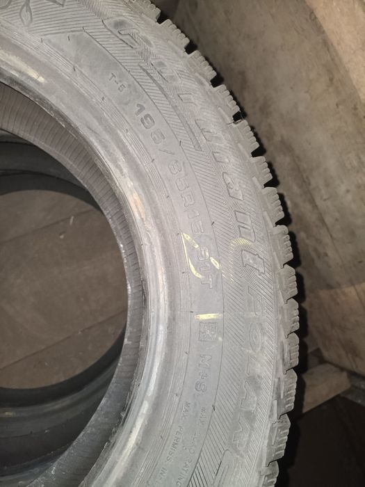 Продам ТРИ зимних баллона