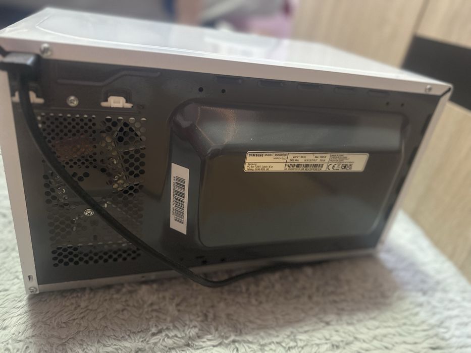 Cuptor cu microunde Samsung