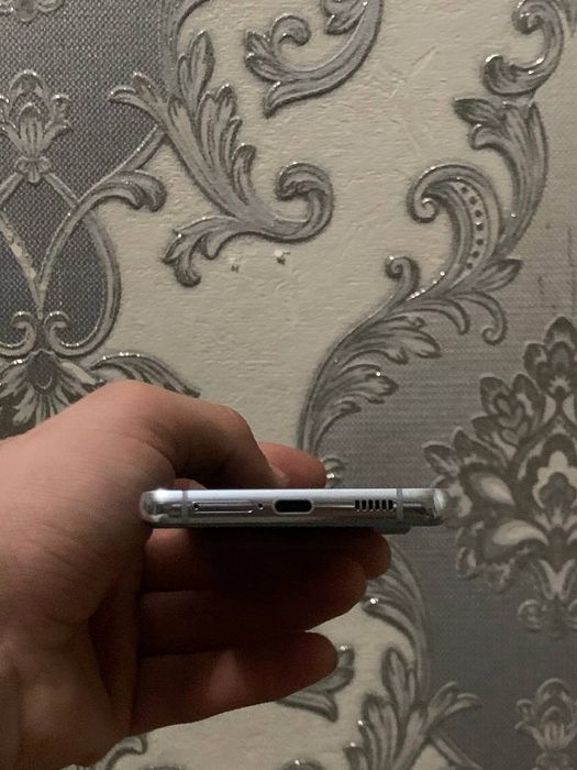 Samsung S21Ultra 5G sotiladi srochna