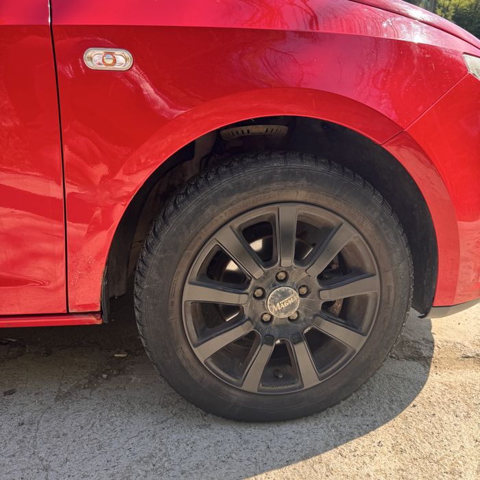 Se vinde! SEAT IBIZA ;1.4 Benzină; 2009 ;200000 km; 3300€ (negociabil)