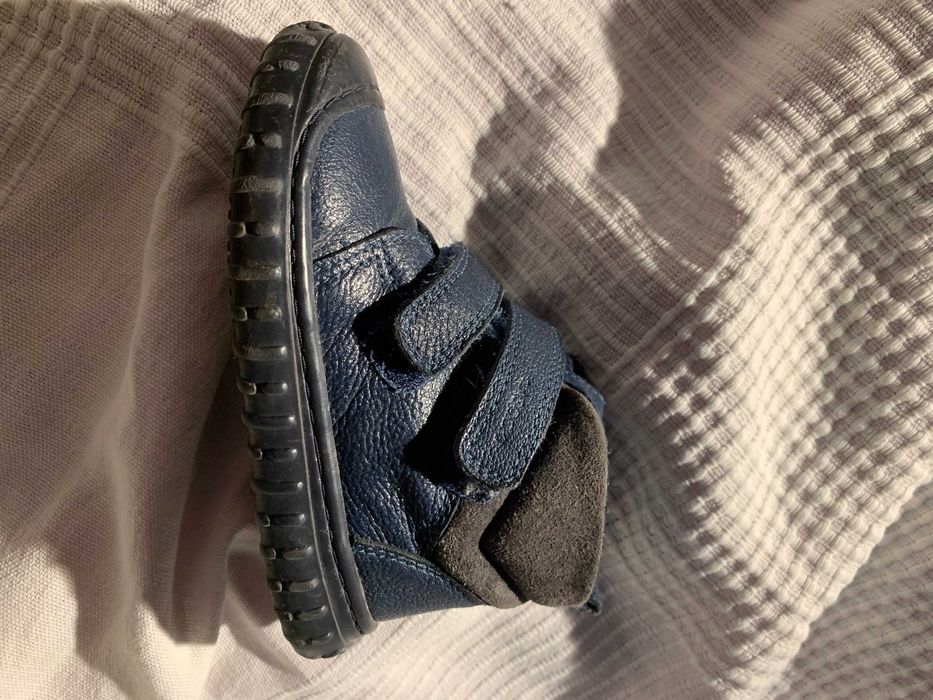 зимни обувки  за момче 23 номер естествена кожа