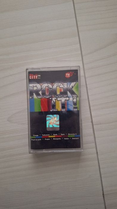 Vând CDuri de muzica