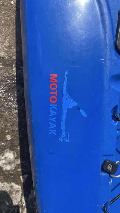 Каяк Kayak твърд 310см на 85см