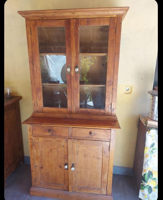 Антикварни мебели, антични и старинни мебели