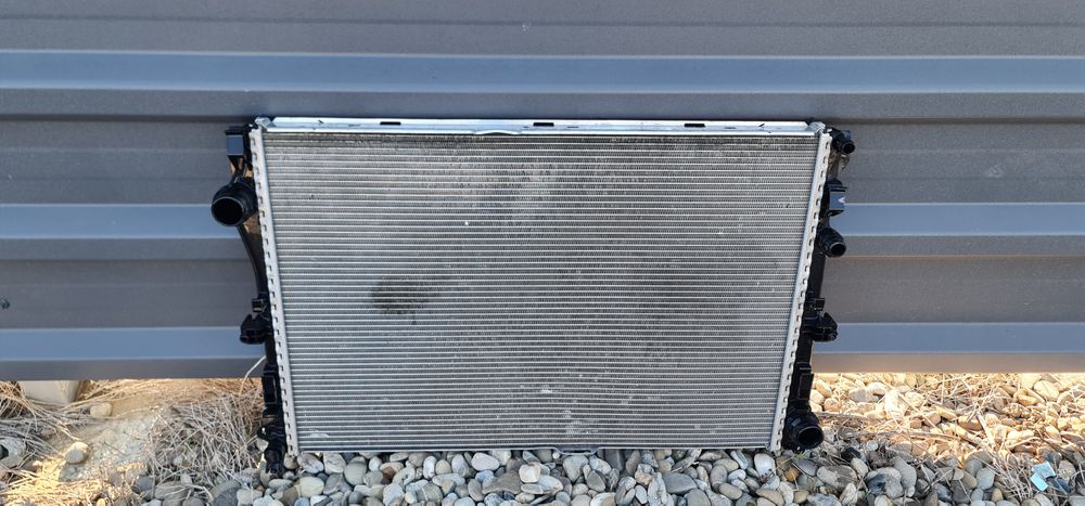 Radiator apa/ racire Mercedes cod: A0995007303