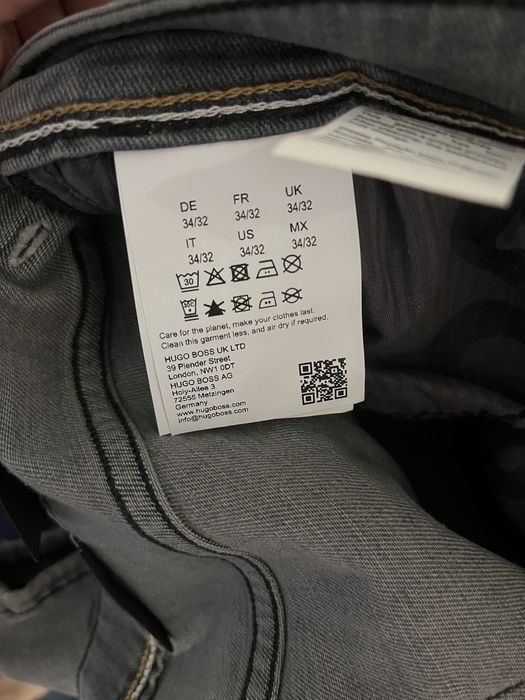 Продавам чисто нови дънки Hugo Boss Delaware