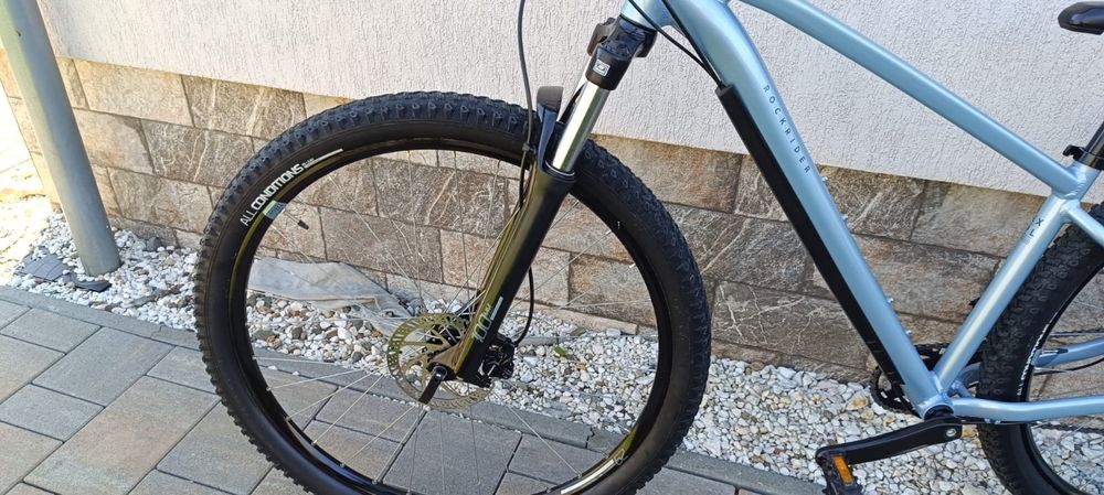 Vând Bicicleta Rockrider EXPL 500 roti 29  Cadru Aluminiu Ultra Noua