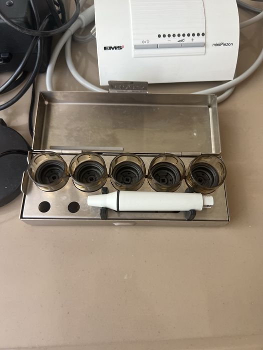 EMS miniPiezon – професионален стоматологичен скалер