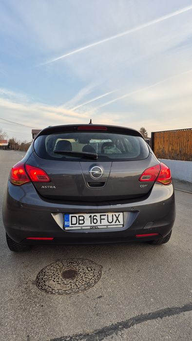 Opel Astra J 2012 1.7 Diesel