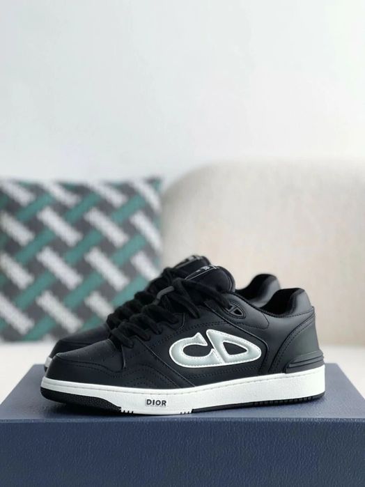 CD B57 / Light Grey / Black / Grey