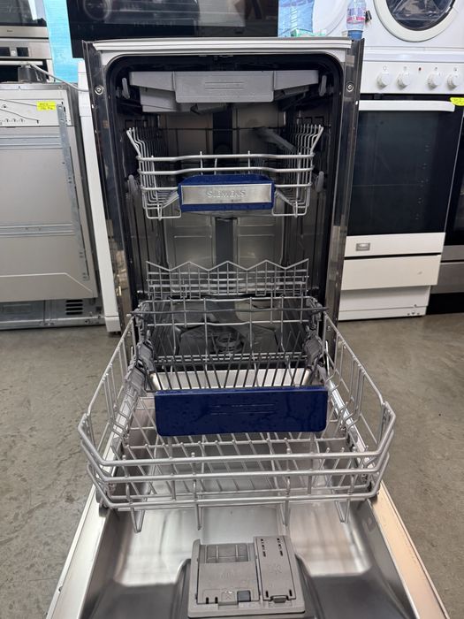 Съдомиялна машина за Пълно вграждане  Siemens 45/см