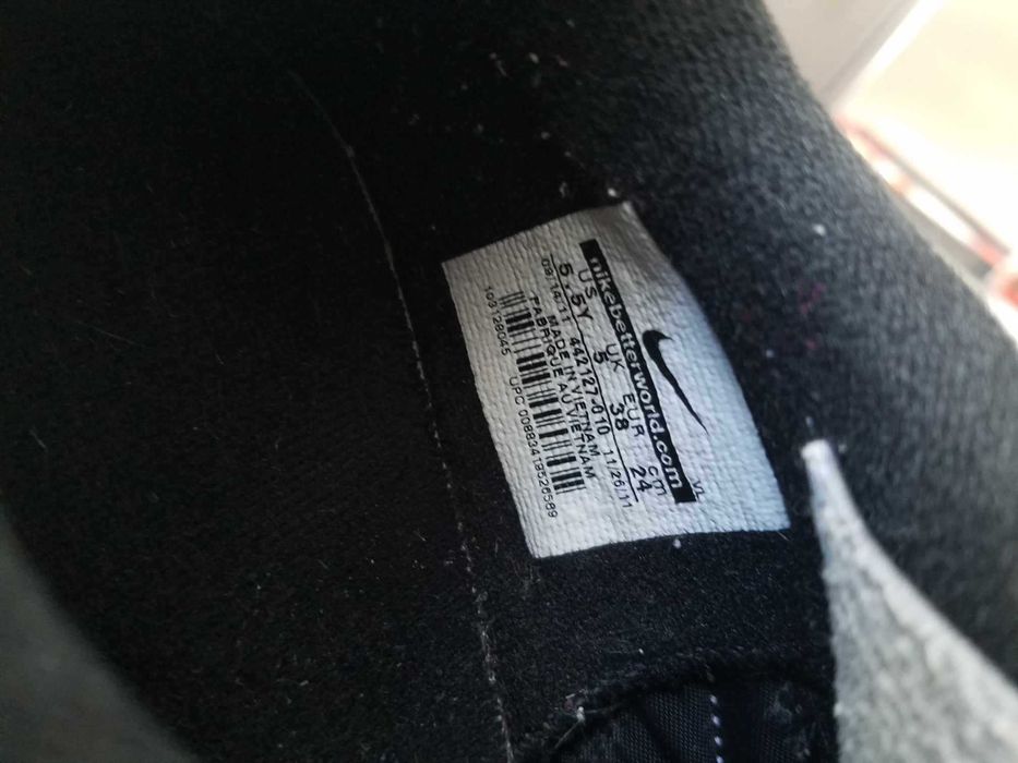 Оригинални  маратонки NIKЕ номер 38