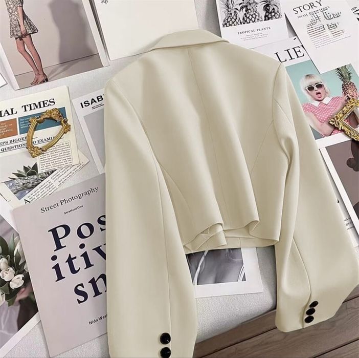 Белый костюм качественое