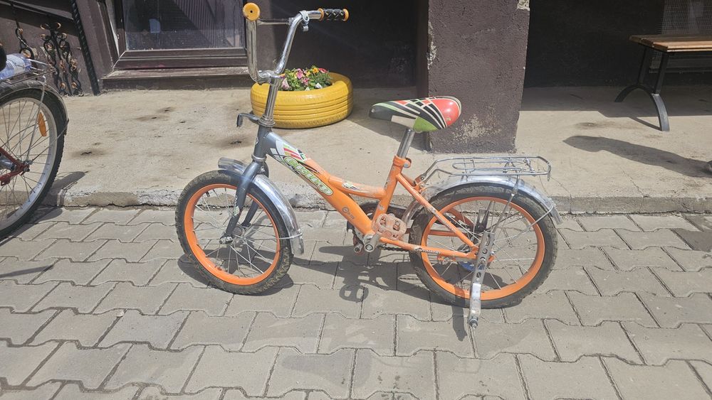 Продам велосипед 3-7 лет