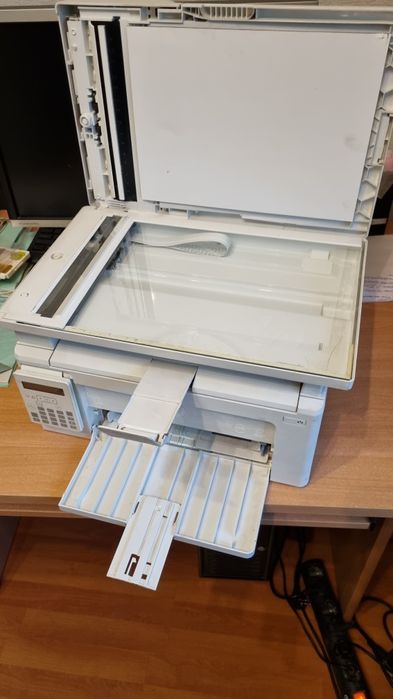 Продам принтер сканер факс HP