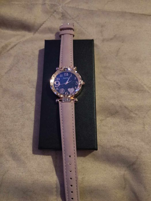 Ръчен часовник +гривна