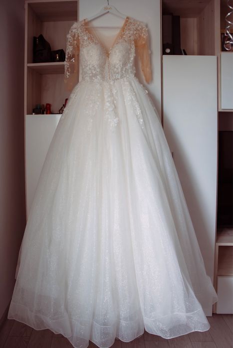 Rochie mireasa cu sclipici