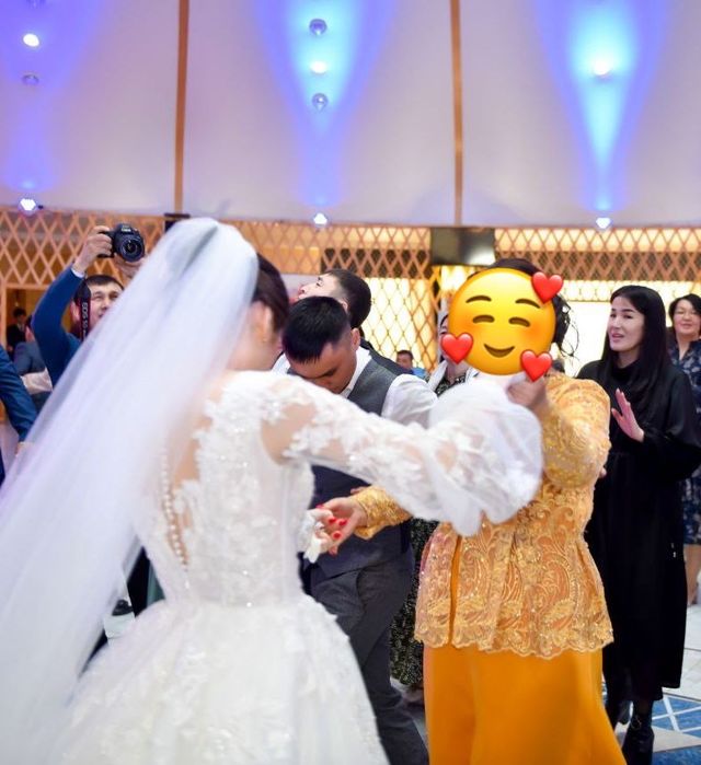 Продам платье свадебное