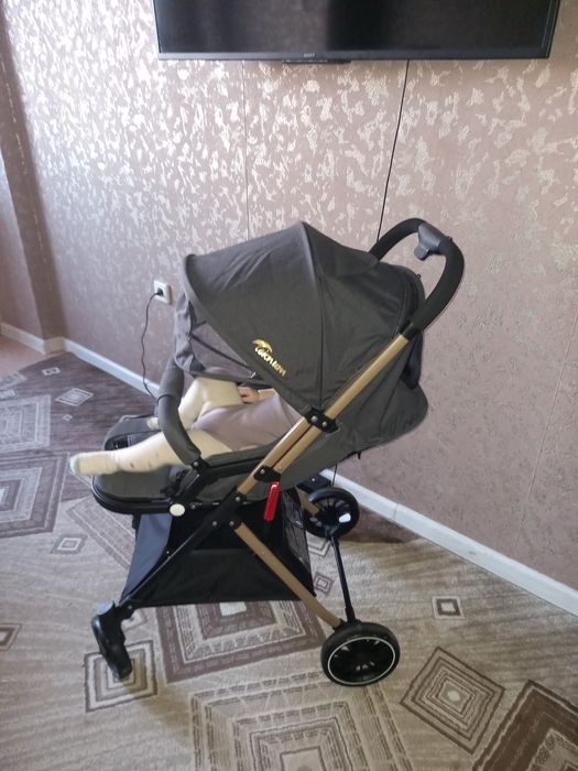 Продается Детская коляска срочно