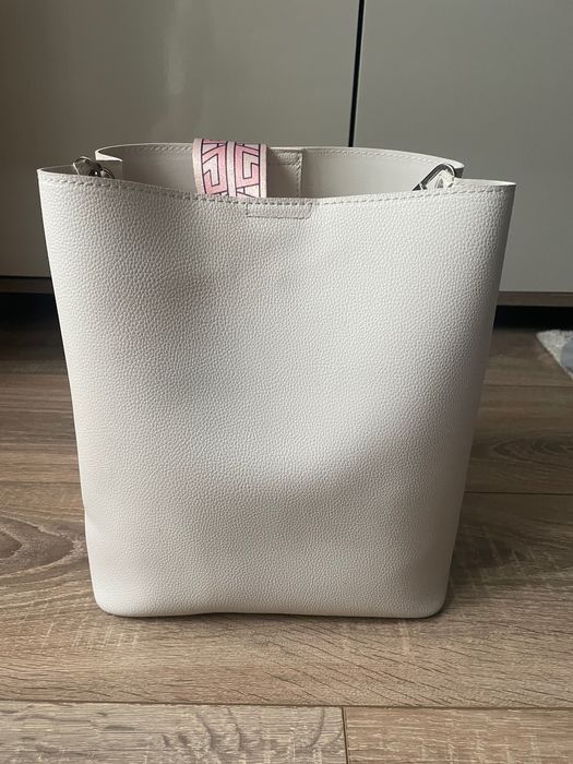 Geantă Ivory încăpătoare din piele ecologică de calitate Mohito