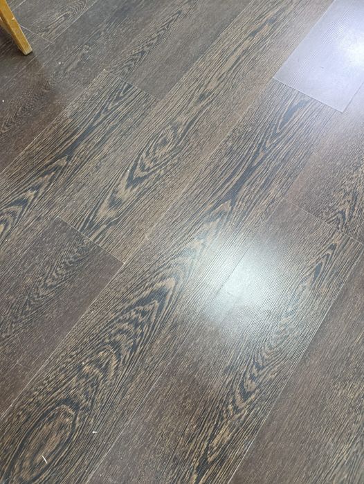 Продам ламинат б/у