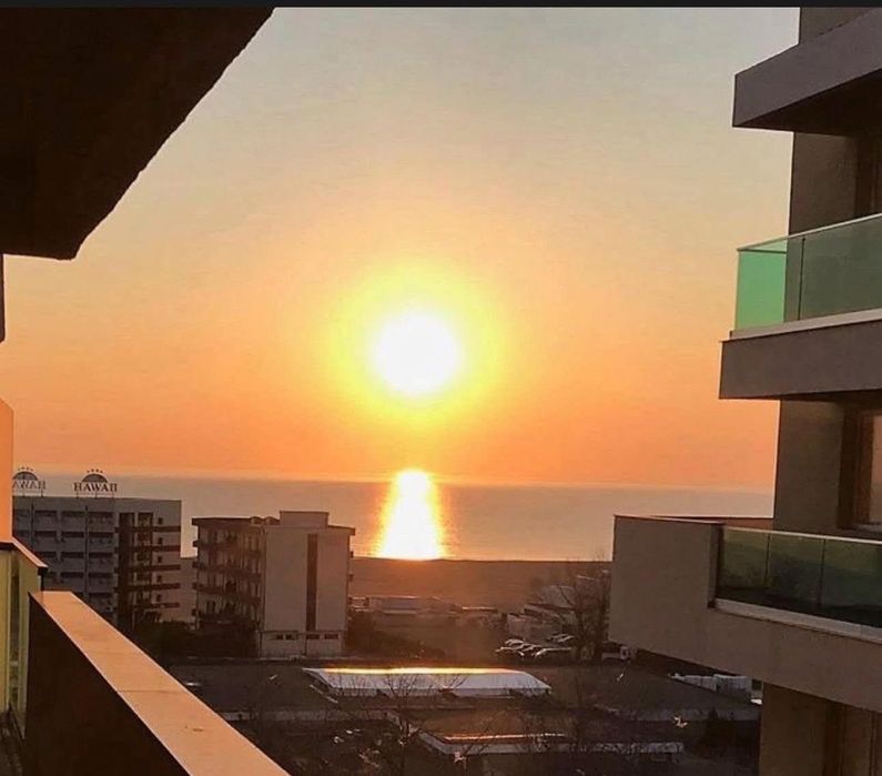 Direct proprietar inchiriez  in zona Vega Barrel Butoaie Mamaia Central Moonlight Resident Luxury Apartments  cu parcare privata ,vedere  mare si lac