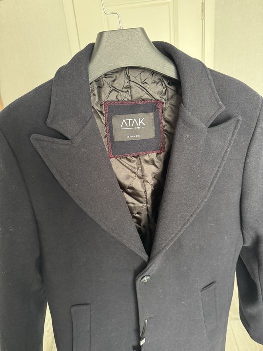 Продам пальто осеннее