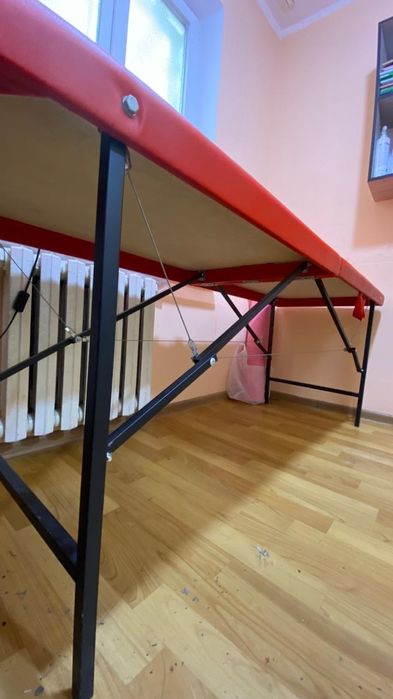 Кушетка прочная ..