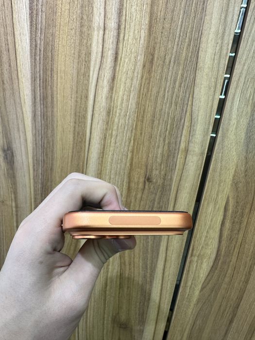 iphone 17 pro orange 256 gb 100% 95 sikl e-sim