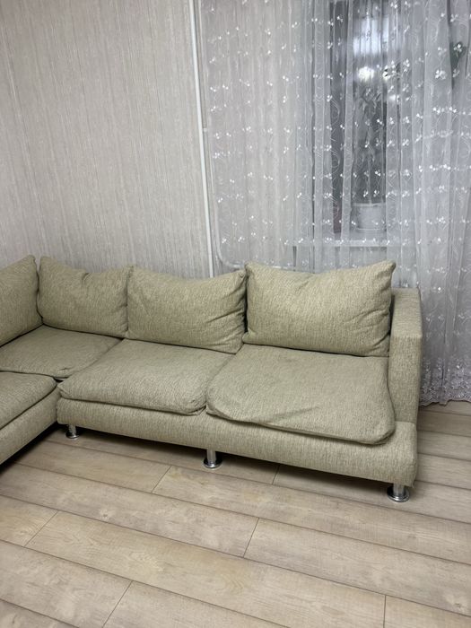 Продам диван из 3 секций