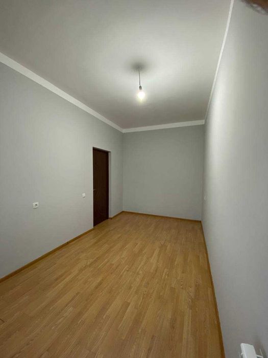 Продается 2-комнатная квартира, массив Феруза-3, ор-р Gloria medical