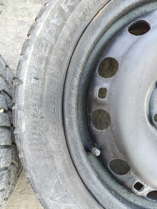 Джанти с гуми 15 цола 5х100 ЕТ43 за Ауди, VW. Шкода, Сеат - 6Q0610027M